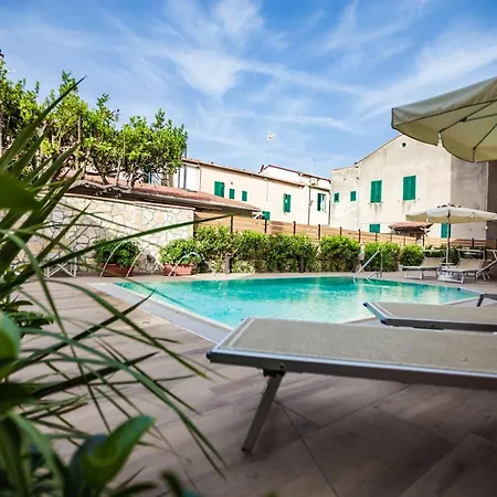 Sileoni Hotel 3*