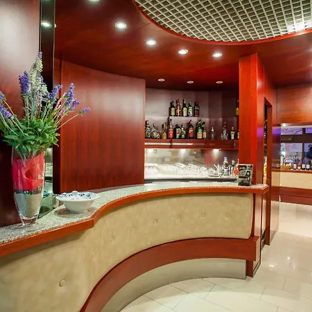Sileoni Hotel 3*